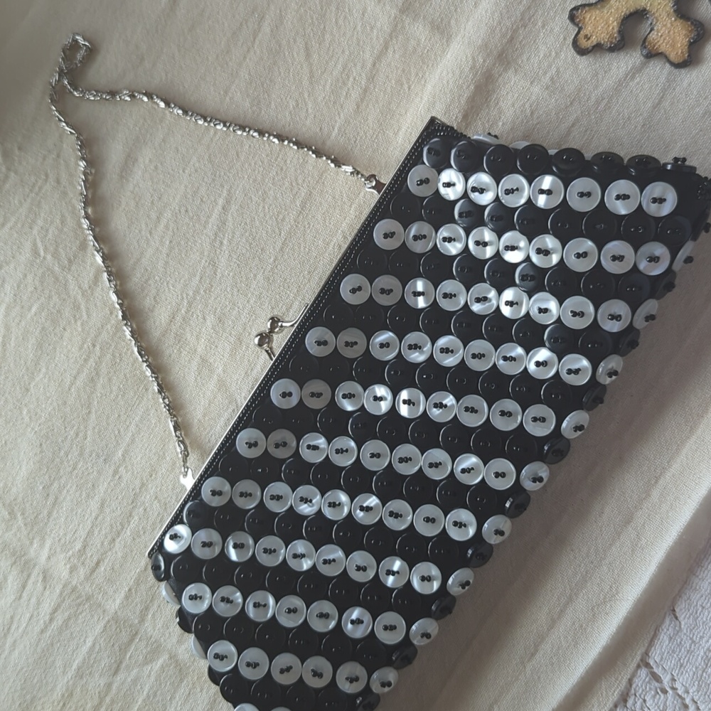 Button Purse - image 1